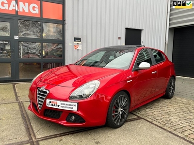 Alfa Romeo Giulietta 1.4 T Distinctive Sportiva 170PK I