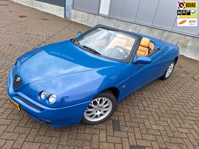 Alfa Romeo Spider 2.0-16V T.Spark L - 122814 km NAP