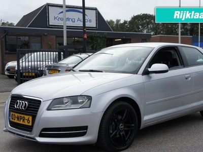 Audi A3 1.2 TFSI luxe NAVI/CLIMA/CRUISE 17 INCH ALL SEASON NIEUWE DISTRI