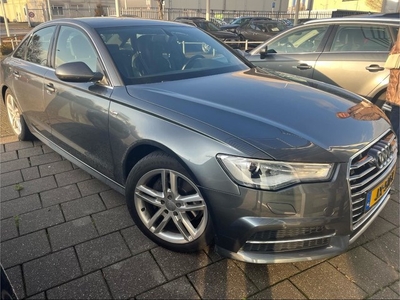 Audi A6 Limousine 2.0 TDI Ultra Adrenalin S-Line-Sportpack