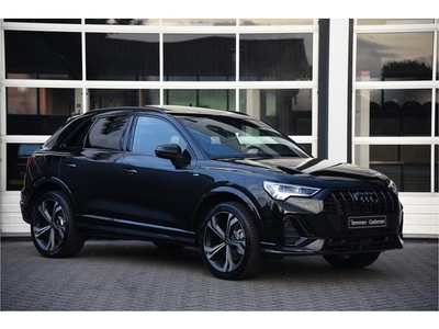 Audi Q3 45 TFSI e S edition (bj 2022, automaat)