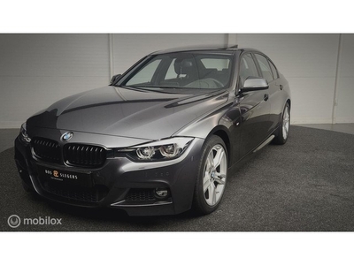 BMW 3-serie 320i Edition Sport Line Shadow High Executive