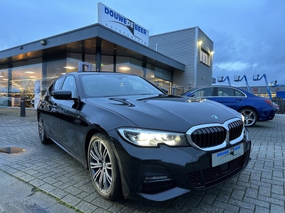 BMW 3-serie 330i M-sport 330