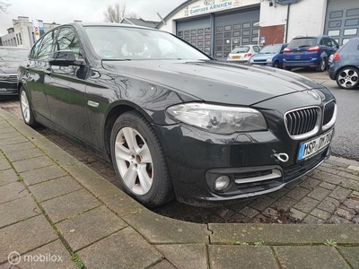 BMW 5-serie 530d Executive MOTORSCHADE!