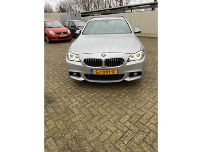 BMW 5-serie Touring 520i High Executive