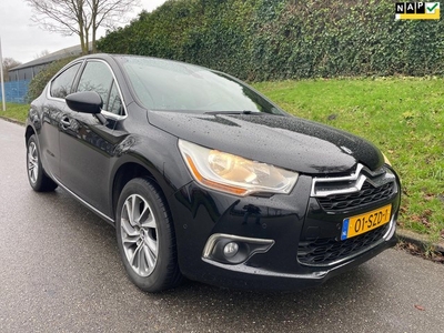 Citroen DS4 1.6 THP So Chic Automaat , Navi , PDC , Leder