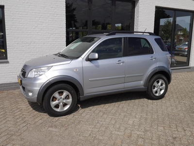 Daihatsu Terios 1.5 4WD Top 77000KM !!! ECC AIRCO LPG G3