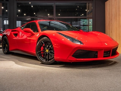 Ferrari 488 GTB Lift Rosso Carbon Led GTB HELE Carbon Seats