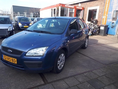 Ford Focus 1.4 16V Trend (bj 2005)