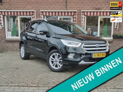 Ford Kuga 1.5 EcoBoost Titanium Clima Navi Tr.haak -