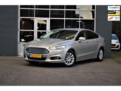 Ford Mondeo 1.5 Titanium 160 PK Airco Navigatie Nap