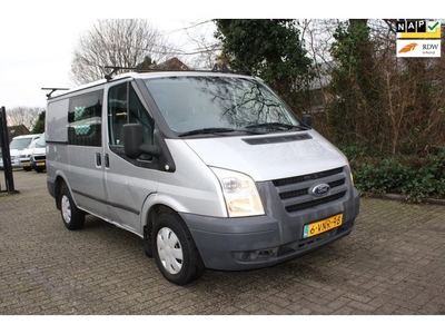 Ford Transit 3 ZITS TEL NR. 0641207991. AIRO NIEUWE.