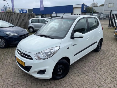 Hyundai i10 1.0 Black pack Nieuw KettingAPKAirco