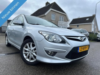 Hyundai i30 CW 1.4i i-Motion (bj 2011)