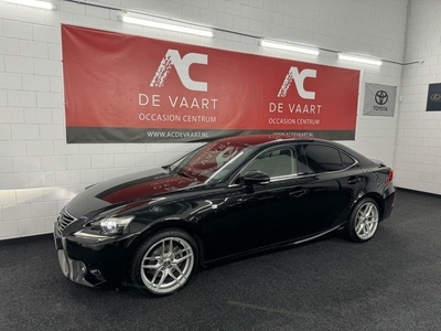 Lexus IS 300h First Edition - VERKOCHT!