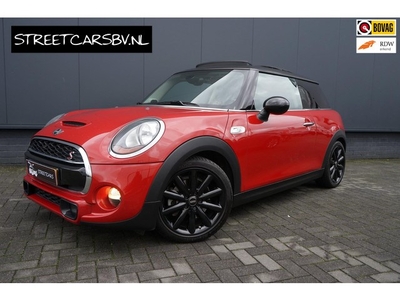 Mini Mini 2.0 Cooper S Chili Aut. /Pano /1 jaar garantie