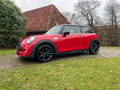 Mini Mini 2.0 Cooper S Chili-Navi-Led-Leer-Stoelverw-PDC-