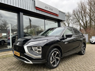 Mitsubishi Eclipse Cross 2.4 PHEV Intense+ (bj 2023)