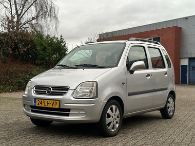 Opel Agila 1.2-16V Star Edition