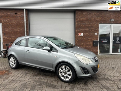 Opel Corsa 1.2-16V Edition1e EIGENAARAIRCONIEUWE APK