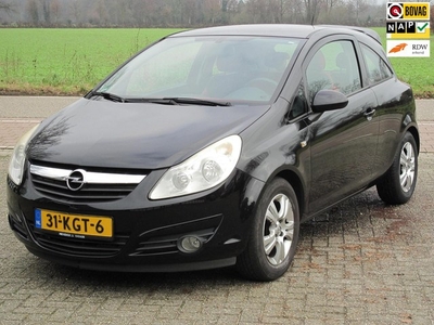 Opel Corsa 1.4-16V Business / Sport