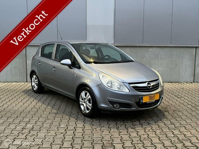 Opel Corsa 1.4 Airco/1 JAAR APK/NAP/LM velgen/Cruise control