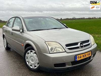 Opel Vectra 1.8-16V Comfort Navigator