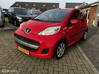 Peugeot 107 1.0-12V Urban Move