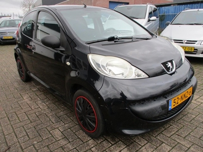 Peugeot 107 1.0-12V XR 5DEURS! AIRCO!