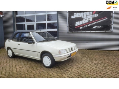 Peugeot 205 1.4i CJ cabriolet