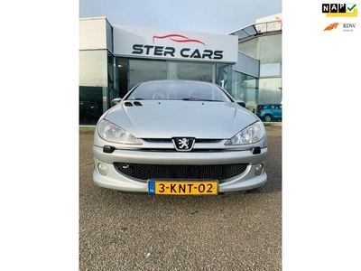 Peugeot 206 CC 1.6-16V Premium, Airco, Stoelverwarming