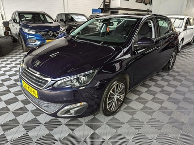 Peugeot 308 1.2 PureTech AllureNaviDodehoekCameraUSBPDC