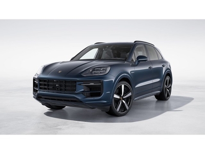 Porsche Cayenne E-Hybrid Sport Design Passenger Display