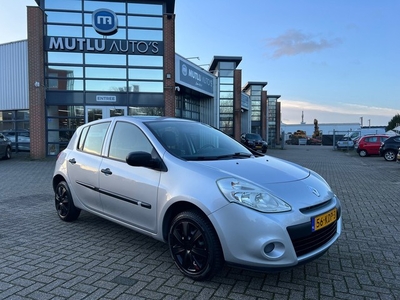 Renault Clio 1.2 Special Line Airco NAP APK