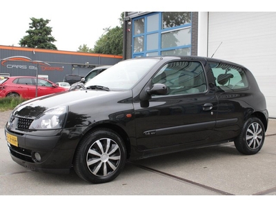 Renault Clio 1.4-16V Privilège/ AUTOMAAT /Airco /