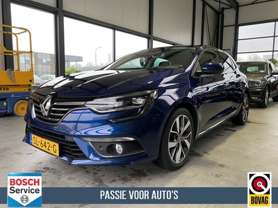 Renault Megane Hatchback 1.2 TCe Série Signature Exclusiv