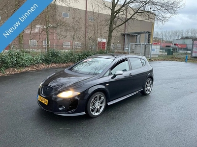 SEAT Leon 1.4 TSI Sport-up SUPER DIKKE UITVOERING GEWOON