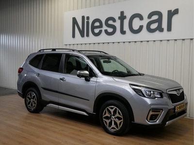 Subaru Forester 2.0i e-BOXER Premium Eye-Sight / Navigatie