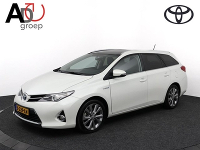 Toyota Auris Touring Sports 1.8 Hybrid Panoramadak