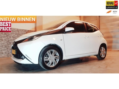 Toyota Aygo 1.0/Aanbieding/Airco/Navi/Nw APK/Garantie/