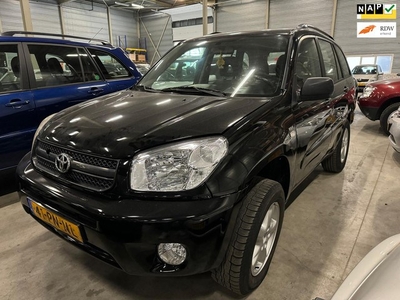 Toyota RAV4 2.0-16V VVT-i Luna EXPORT