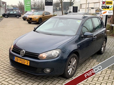 Volkswagen Golf 1.2 TSI 5 deurs Tour II APPLE CARPLAY