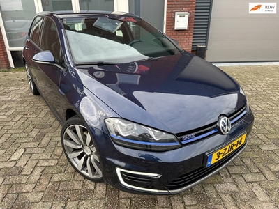 Volkswagen Golf 1.4 TSI GTE / Leder / Navi / Camera / PDC /