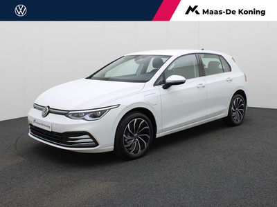 Volkswagen Golf 1.4 eHybrid 150kW/204PK Style DSG · Parkeersensoren + Camera · Stoel-/stuurverwarming · LED