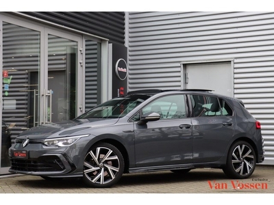 Volkswagen Golf 8 1.5 eTSI 3X