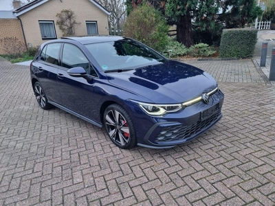 Volkswagen Golf GTE Pano - IQ.Light - Laneassist 2021