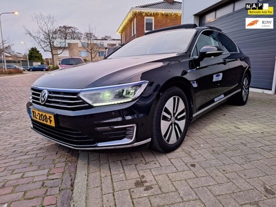 Volkswagen Passat 1.4 TSI GTE Connected Series