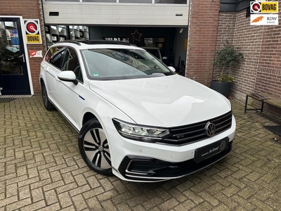 Volkswagen Passat Variant 1.4 TSI PHEV GTE PANO/TREKHAAK