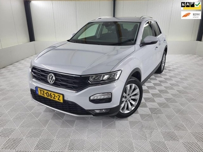 Volkswagen T-Roc 1.0 TSI Style, Metallic lak, App-connect