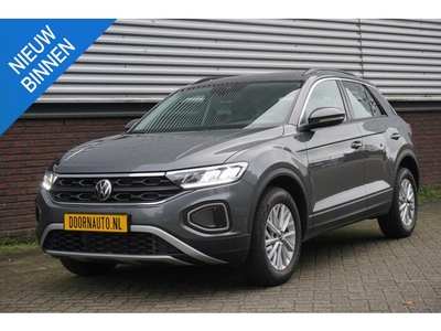 Volkswagen T-Roc 1.5TSI 150PK Nieuw model2022 Automaat Life